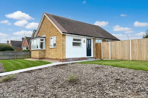 2 bedroom detached bungalow for sale, Horsham Road, Littlehampton, BN17