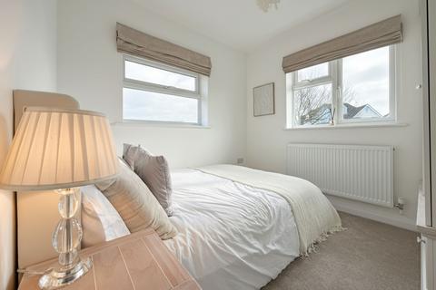 2 bedroom detached bungalow for sale, Horsham Road, Littlehampton, BN17