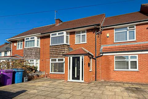 Chelwood Avenue, Liverpool, L16