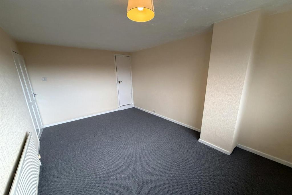 Bedroom 1 2nd.jpg