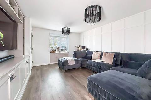 3 bedroom semi-detached house for sale, Coleridge Crescent, Littlehampton, BN17