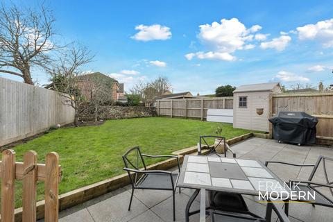 3 bedroom detached house for sale, St. Andrews Place, Whittlesey, PE7
