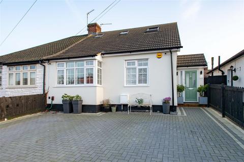 3 bedroom semi-detached bungalow for sale, Northfield Avenue, Orpington BR5