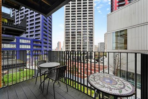 1 bedroom flat to rent, Lyell Street, London E14