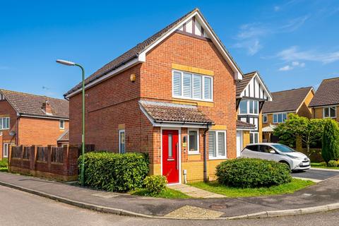 undefined, Linnet Close, Wick, BN17