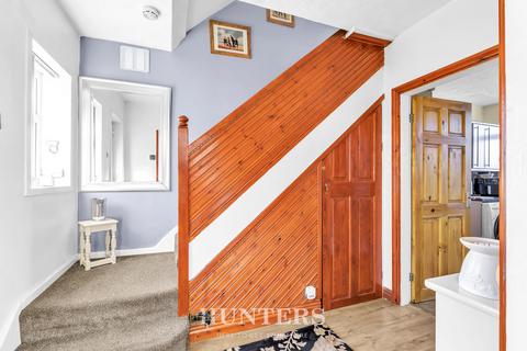 2 bedroom semi-detached house for sale, York Road West, Alkrington, Manchester, M24