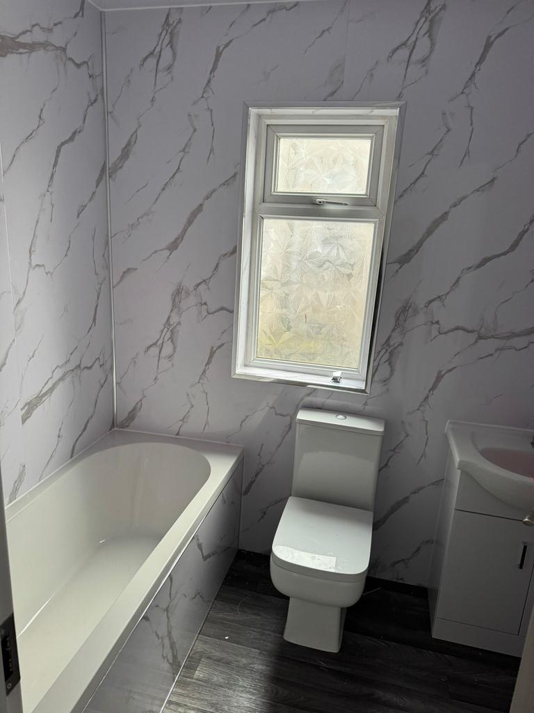 Family bathroom
