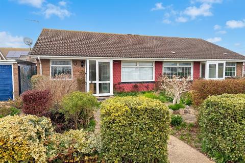 2 bedroom semi-detached bungalow for sale, Parkside Avenue, Littlehampton, BN17