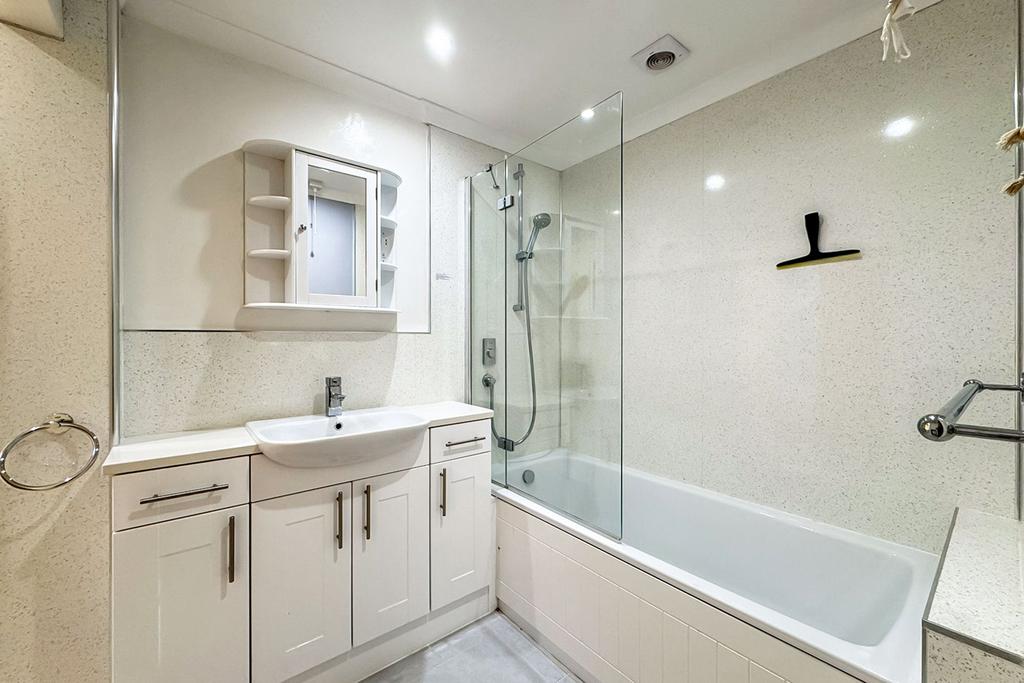Annexe Bathroom