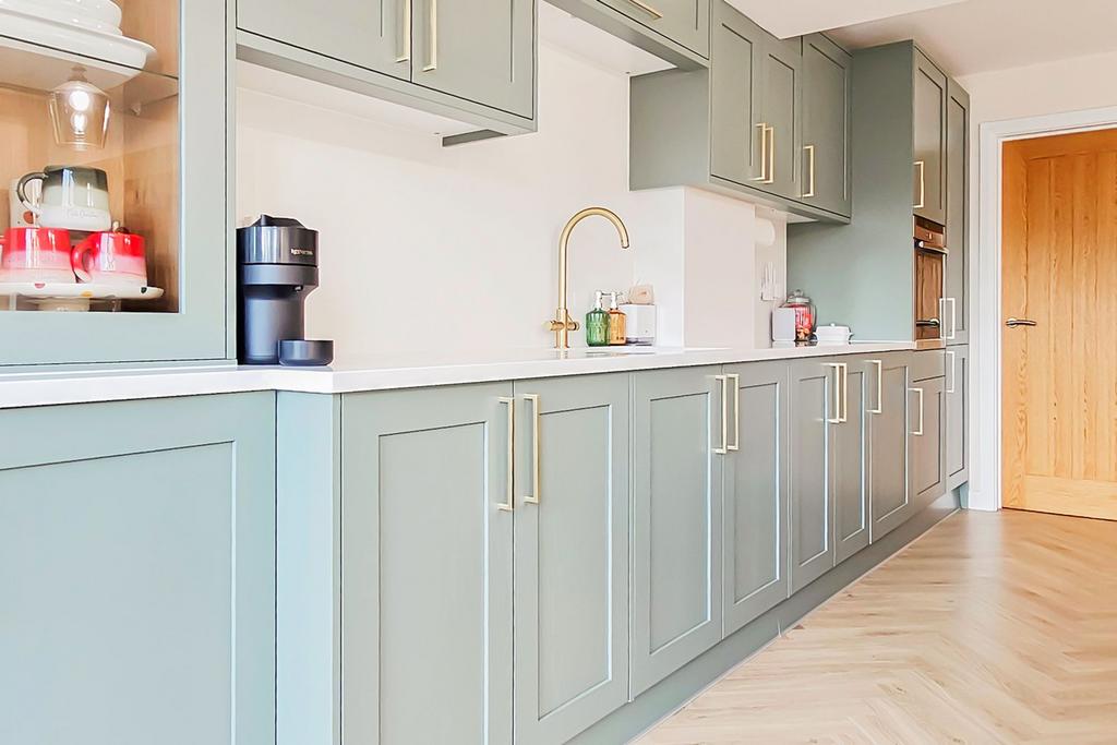 Kitchen / Breakfast Room