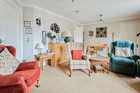 2 bedroom flat for sale, The Limes, Rustington, BN16
