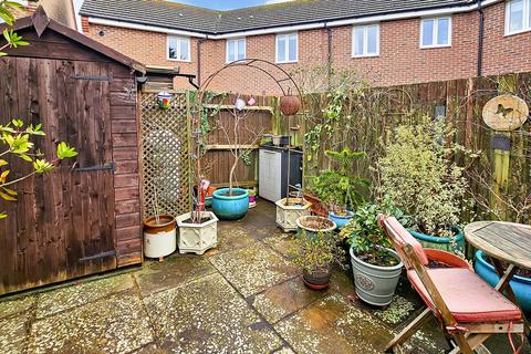 2 bedroom flat for sale, The Limes, Rustington, BN16