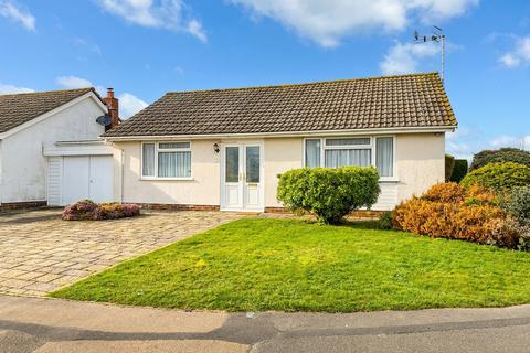 2 bedroom detached house for sale, Downs Way, East Preston, BN16