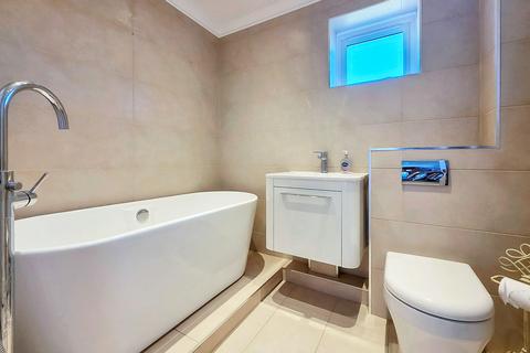 3 bedroom semi-detached house for sale, High Street, Findon, BN14