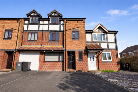 Townhouse - Sandpiper Close, Herons Reach FY3
