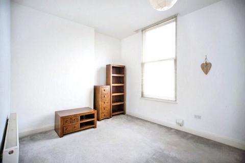 undefined, 33 Lowgate, Sutton-on-Hull, Hull, East Riding of Yorkshire, HU7 4QT