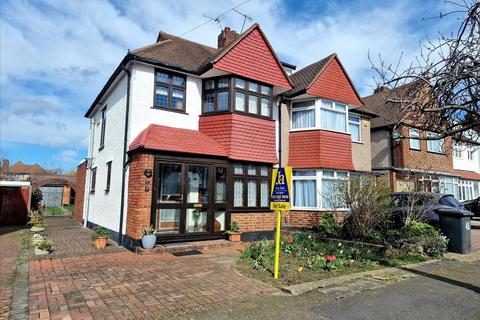 Daneswood Avenue, London, SE6