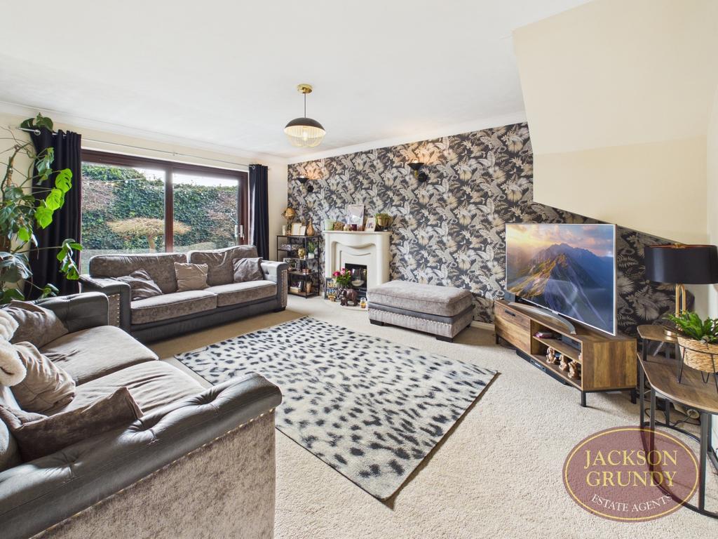 Bobtail Court