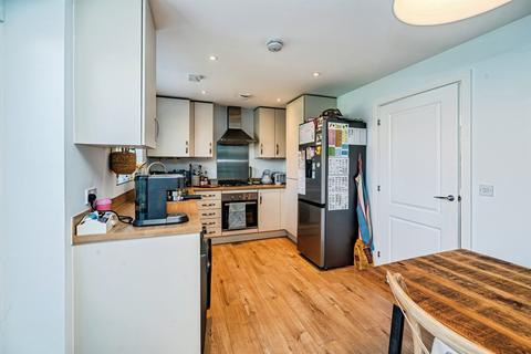 undefined, Hode Garth, Thame