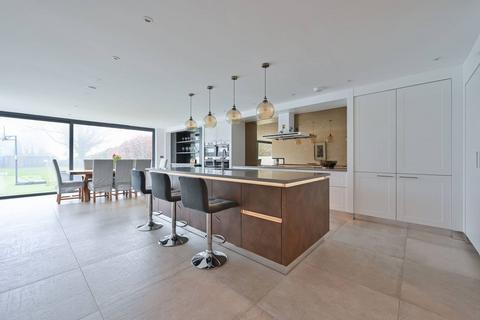 4 bedroom detached house for sale, Hudnall Lane, Hemel Hempstead, Berkhamsted, HP4