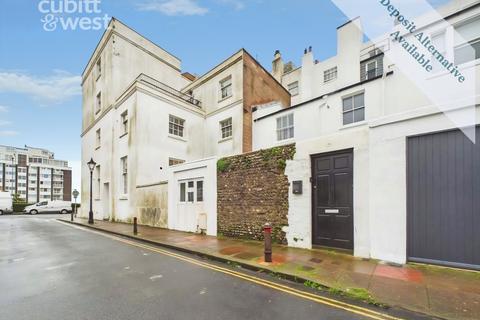 1 bedroom maisonette to rent, DEPOSIT ALTERNATIVE AVAILABLE, Arundel Place, BN2