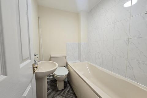 1 bedroom ground floor flat to rent, Millbrook Road East, Freemantle