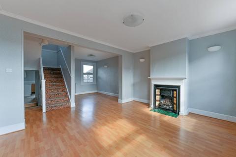 2 bedroom flat to rent, Westmead Road, Sutton, SM1