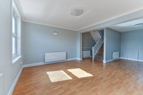 2 bedroom flat to rent, Westmead Road, Sutton, SM1