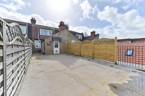 undefined, Westmead Road, Sutton, SM1