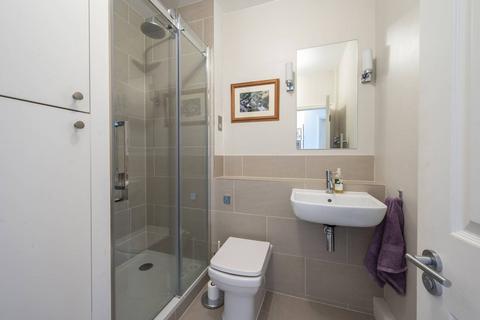 2 bedroom flat for sale, Wimbledon Hill Road, Wimbledon, London, SW19