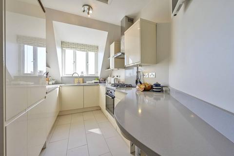 2 bedroom flat for sale, Wimbledon Hill Road, Wimbledon, London, SW19