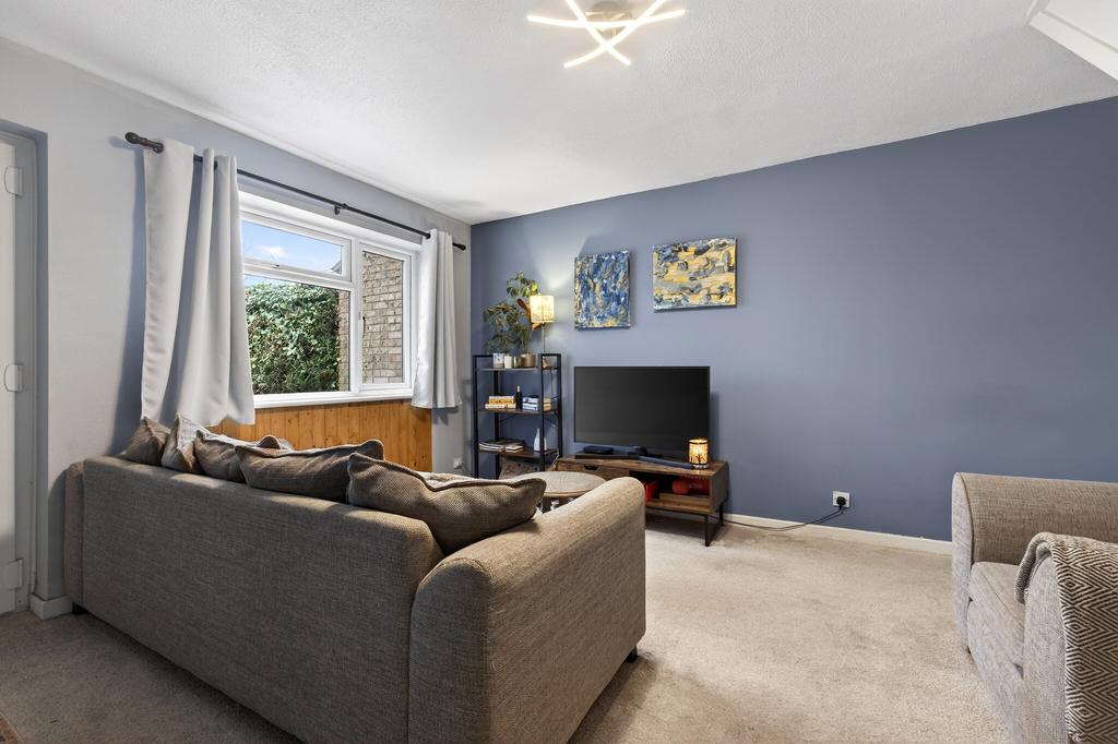 Living Room (3)