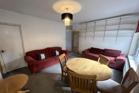3 bedroom terraced house to rent, Great Clarendon Street, Jericho, Oxford, Oxfordshire, OX2