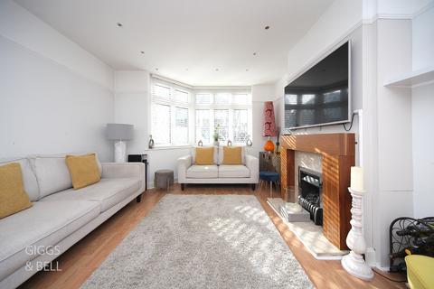 3 bedroom semi-detached house for sale, Luton, Bedfordshire, LU3