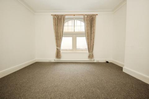 1 bedroom apartment to rent, Streatham High Road, London, SW16
