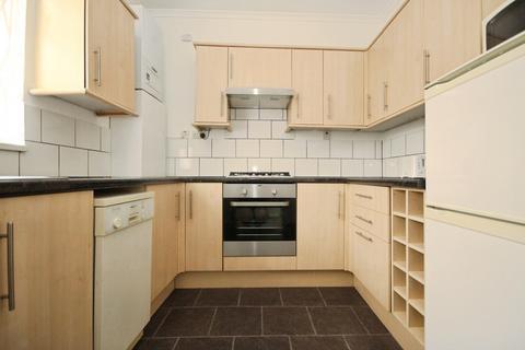 1 bedroom apartment to rent, Streatham High Road, London, SW16