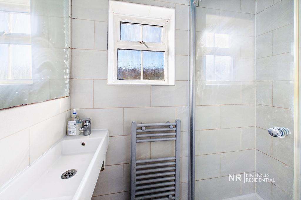 Bathroom Extra Photo