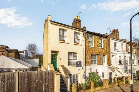 2 bedroom flat for sale, Saville Road