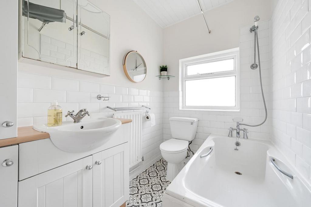 TFF 1 Saville Road W4 5 HQ-12.jpg