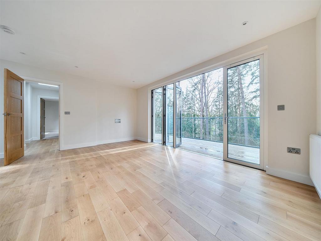 Open plan kitchen/living area