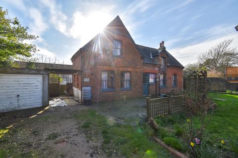 2 bedroom detached house for sale, De Cham Road, St. Leonards-On-Sea