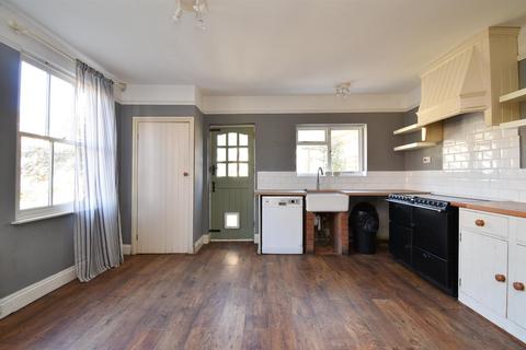 2 bedroom detached house for sale, De Cham Road, St. Leonards-On-Sea