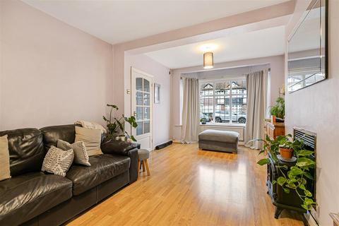 3 bedroom terraced house for sale, Cardinal Avenue, Kingston Upon Thames KT2