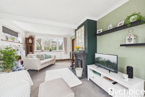 undefined, Orchard Close, Ridgewell