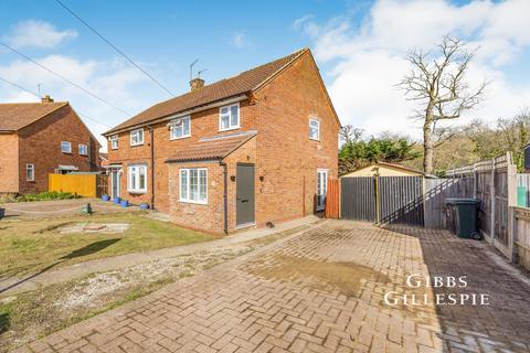3 bedroom semi-detached house to rent, Ashridge Drive, Watford, Hertfordshire, WD19