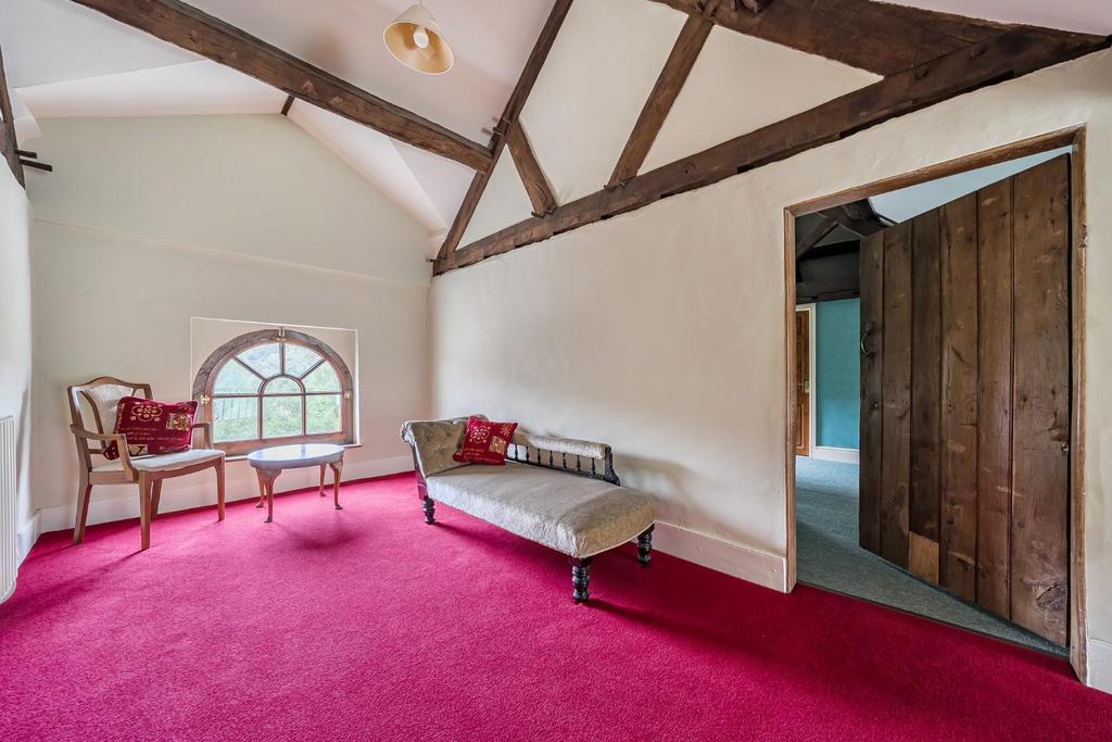 Second Floor Landing.jpg