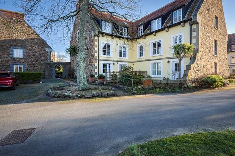 2 bedroom property for sale, Les Blancs Bois, Castel, Guernsey, GY5