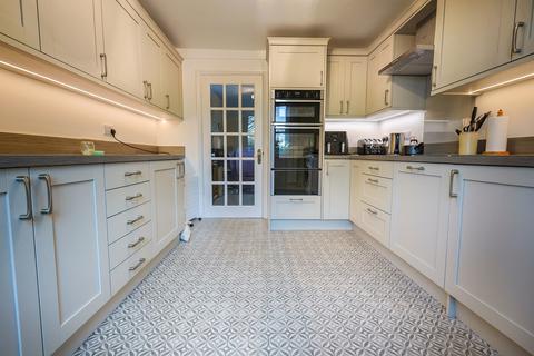 2 bedroom property for sale, Les Blancs Bois, Castel, Guernsey, GY5