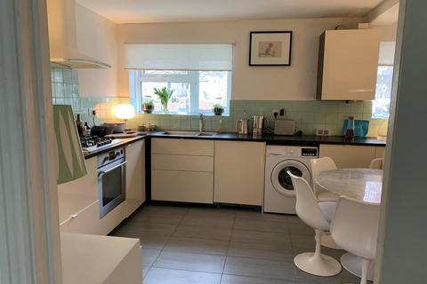 1 bedroom flat for sale, Connaught Lodge, Stroud Green