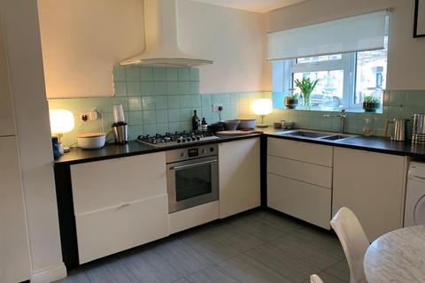 1 bedroom flat for sale, Connaught Lodge, Stroud Green